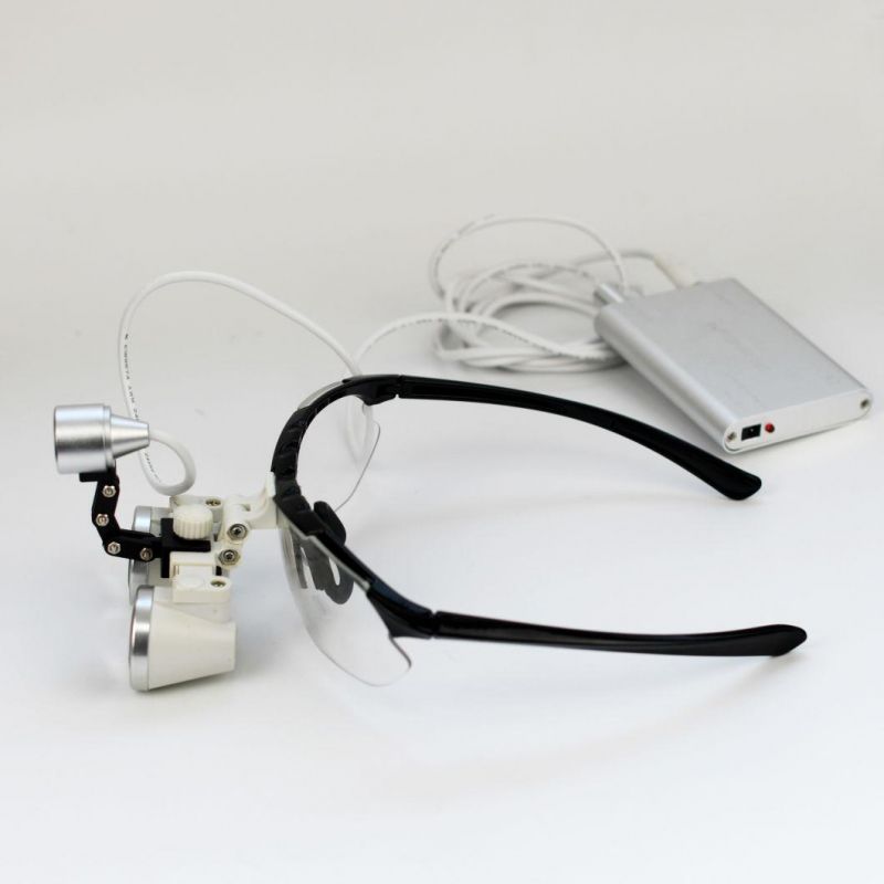 Surgical Medical 3.5X Magnifying Glasses Dental Surgical Binocular Loupe with LED Headlight/Surgical Medical Magnifying