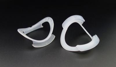 China Disposable Children Dental Cheek Retractor O-Style
